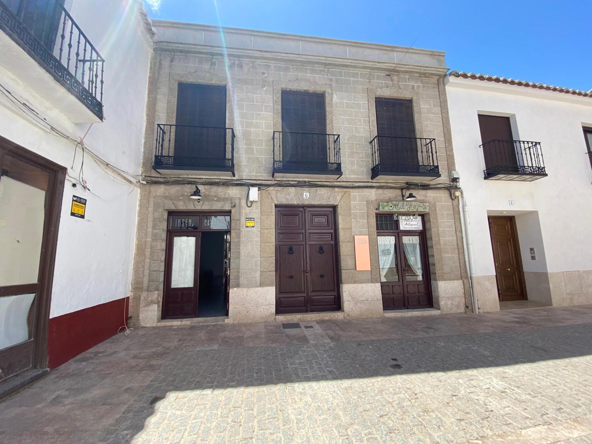 Ibsen Almagro Exterior foto