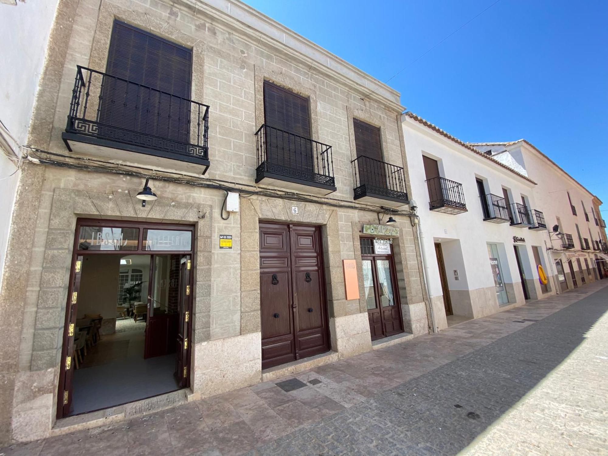 Ibsen Almagro Exterior foto